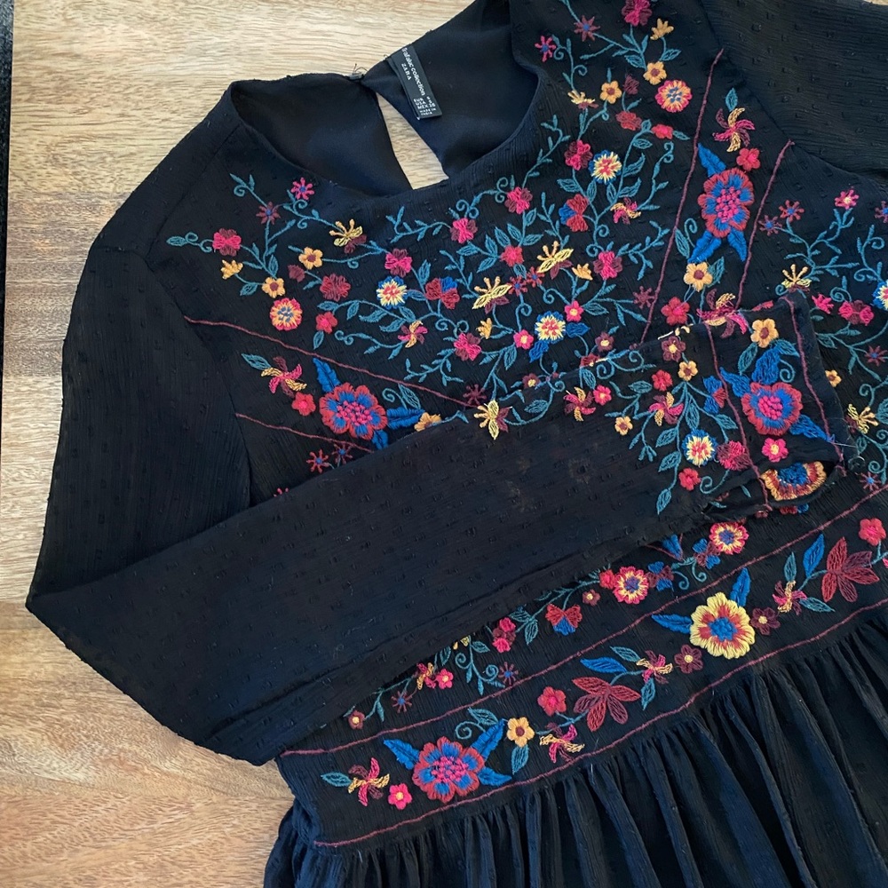Zara embroidered black blouse - small